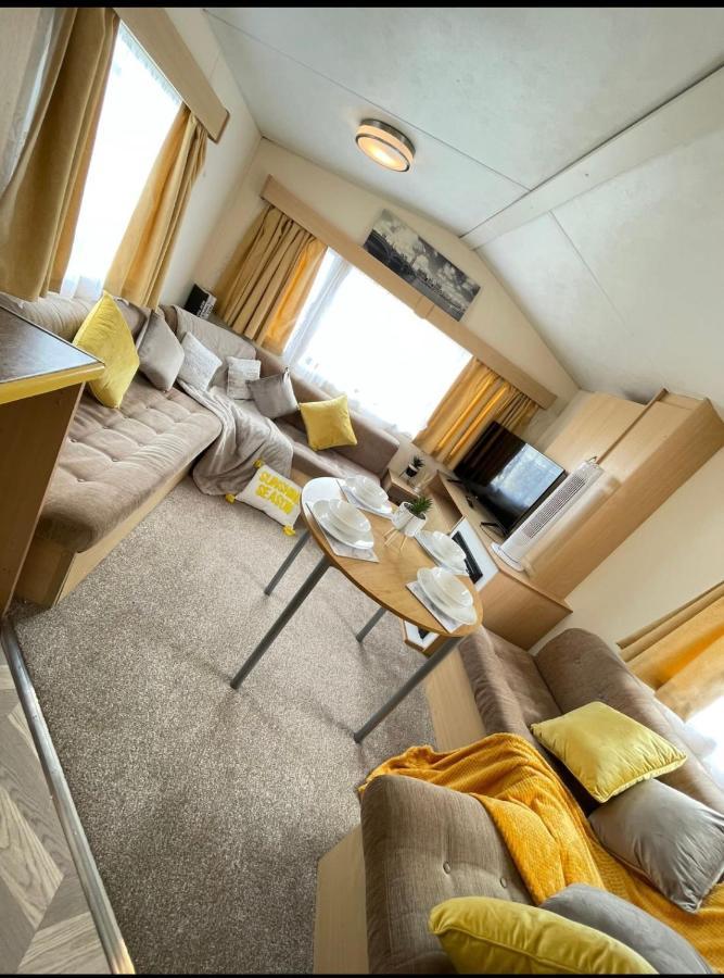 Santana Cosy Campervan Formely Butternut Dymchurch Exterior photo